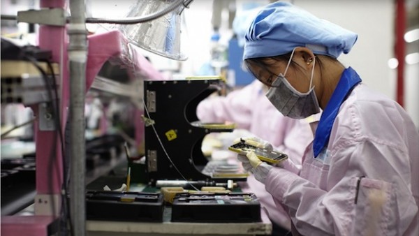 Apple iPhone 5S: Foxconn assume nuovi operai per migliorare la produzione