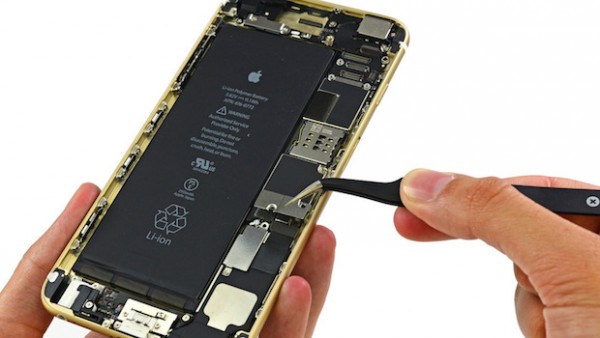 iPhone 6 Plus: batteria con capacità doppia rispetto all'iPhone 5S