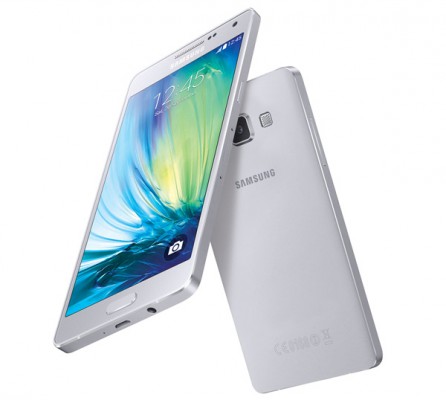 Samsung Galaxy A3 e A5: caratteristiche e prezzo in Italia