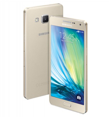 Samsung Galaxy A3 e A5: caratteristiche e prezzo in Italia