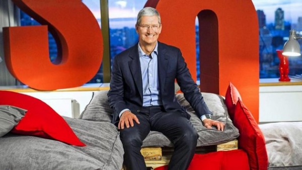 Tim Cook: intervista su Steve Jobs, privacy e Apple iCar