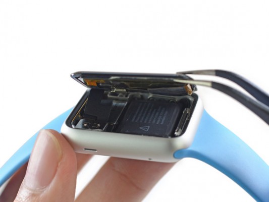 Apple Watch smontato pezzo per pezzo da iFixit